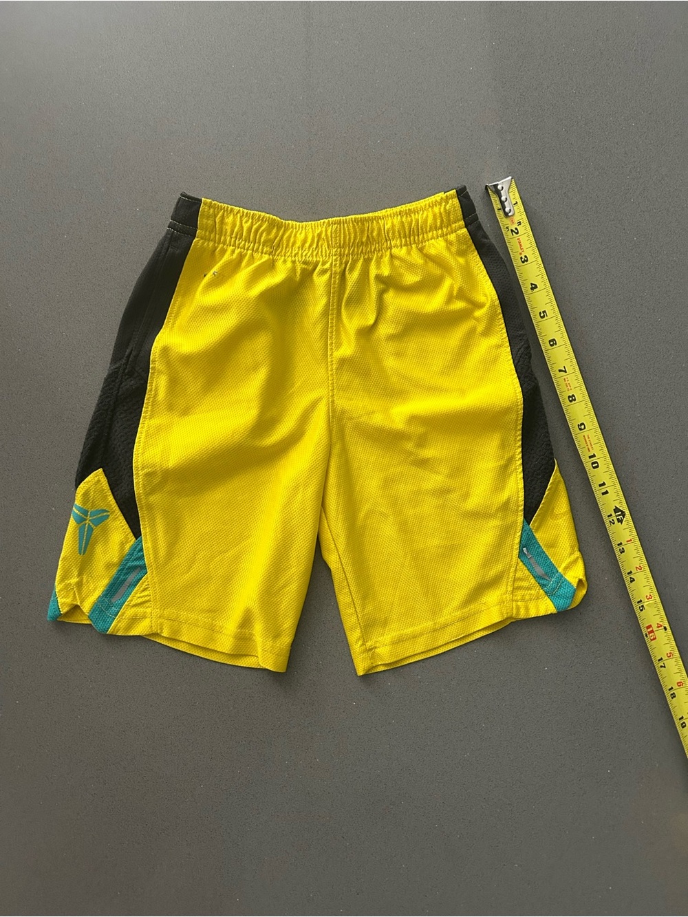 Nike Kobe Basketball Shorts Yellow Black Teal Kids Size 7…